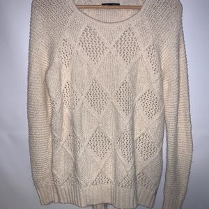 American Eagle M white Sweater